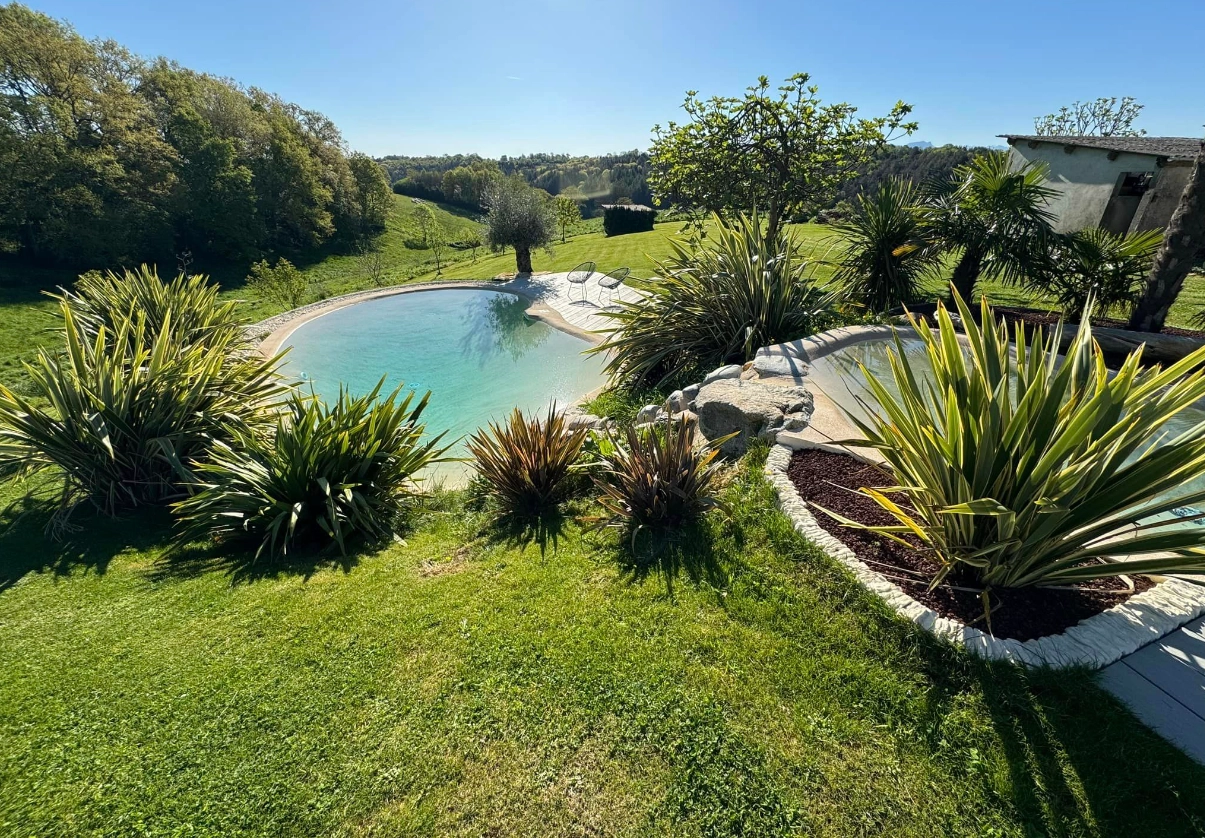 ✨🌿 Découvrez le havre de paix que nous avons eu le privilège de créer il y a 18 mois !