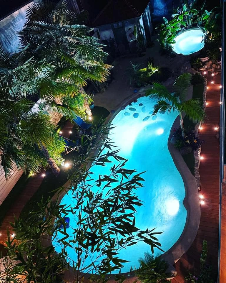 NATURASWIM illumine la nuit du gîte